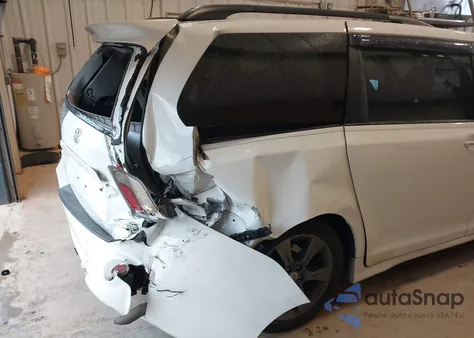 2016 Toyota Sienna Se Premium 8 Passenger from USA, damaged, VIN 5TDXK3DC6GS731280